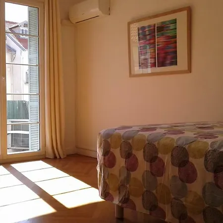 Appartamento Golden Square Nizza